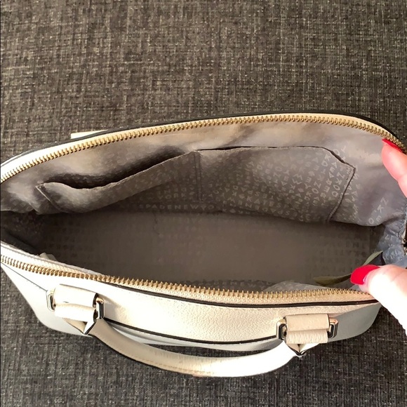 Kate Spade - Picture 3 of 8